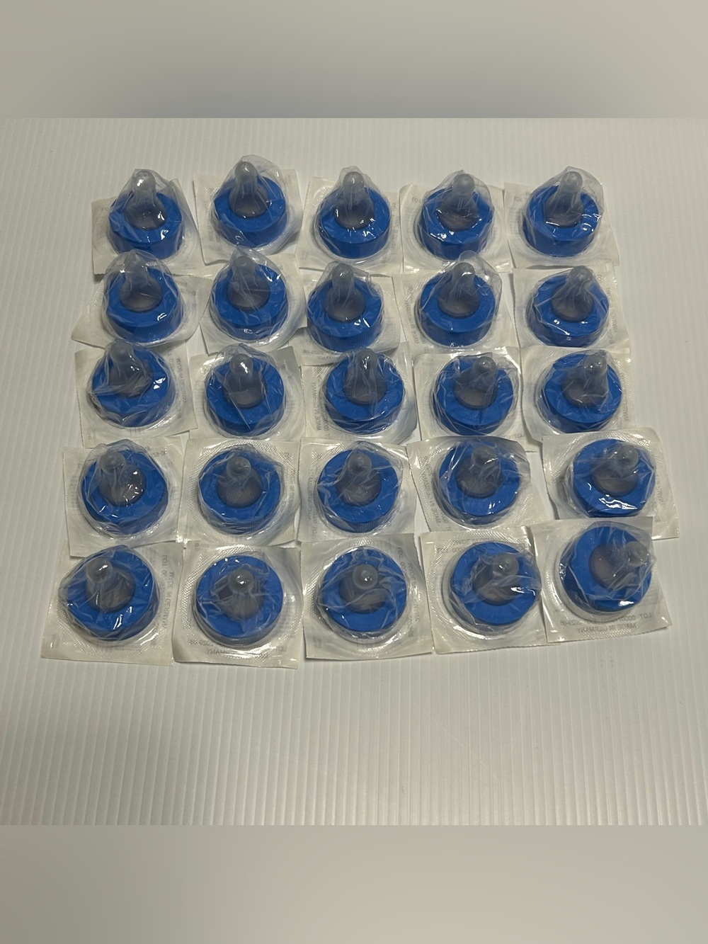 25 Standard Flow Soft Nipple Clear EXP 8/2029 NEW/SEALED Blue Ring